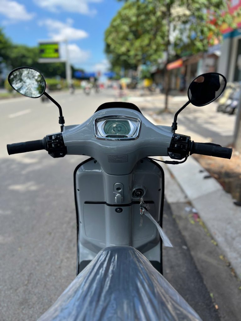 Xe có kích thước 1.750 x 710 x 1.110 mm