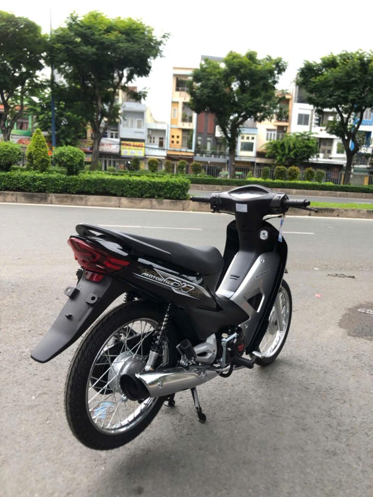 Đèn chiếu sáng mạnh